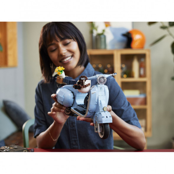 Конструктор LEGO Коллекционные наборы 10298 Vespa 125 во Владикавказе