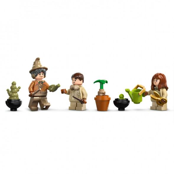 Конструктор LEGO Harry Potter 76445 Замок Хогвартс: Урок травологии во Владикавказе