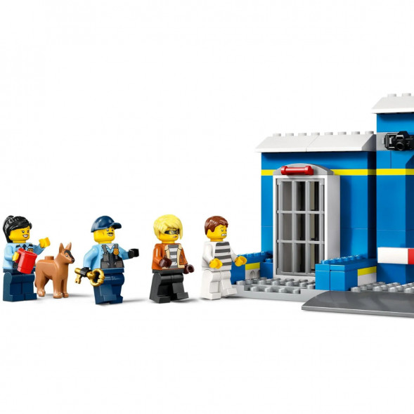 Конструктор LEGO City 60370 Побег из полицейского участка во Владикавказе