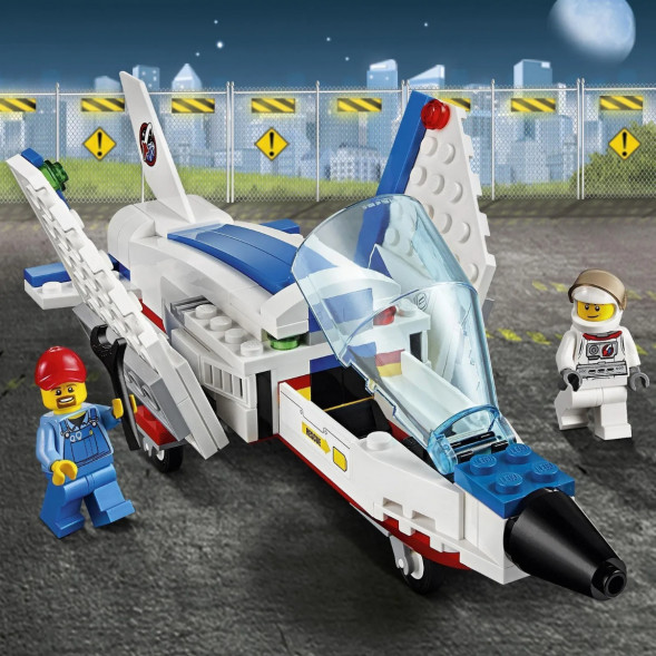 Конструктор LEGO City Space Port 60079 Транспортер для учебных самолетов во Владикавказе